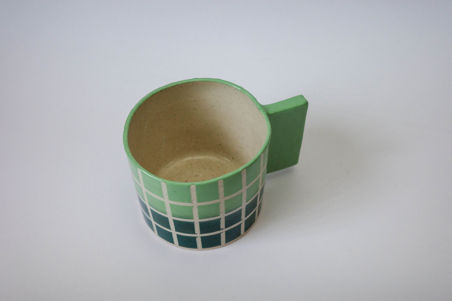 mug (green gradient)