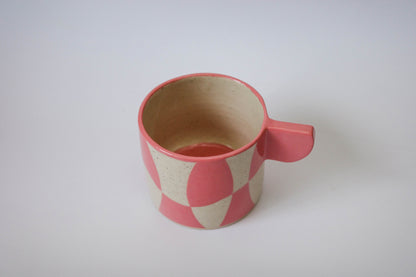 mug (bubblegum checkered)