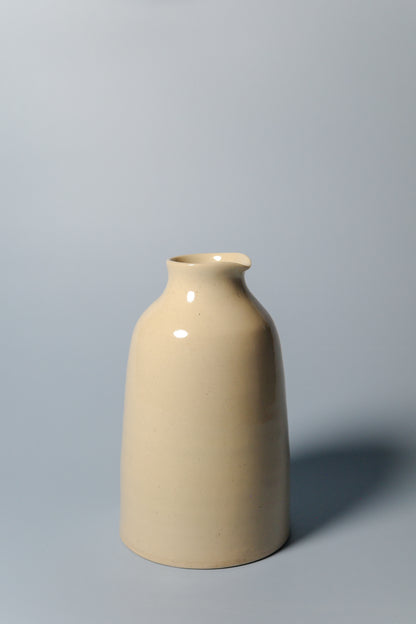 vase with spout