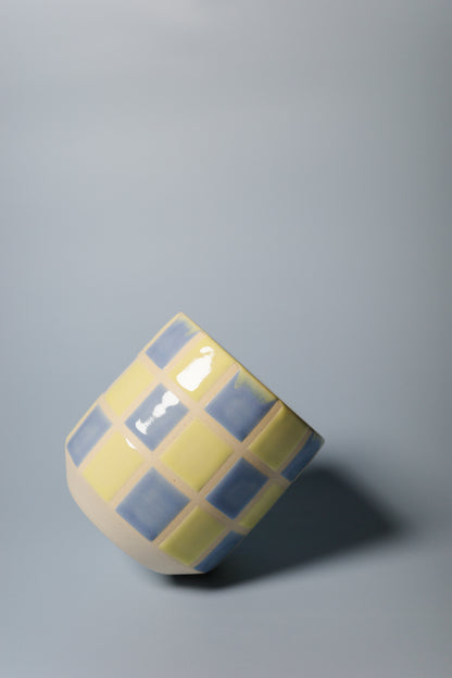 Angled Cup (Checkered Yellow/Blue)