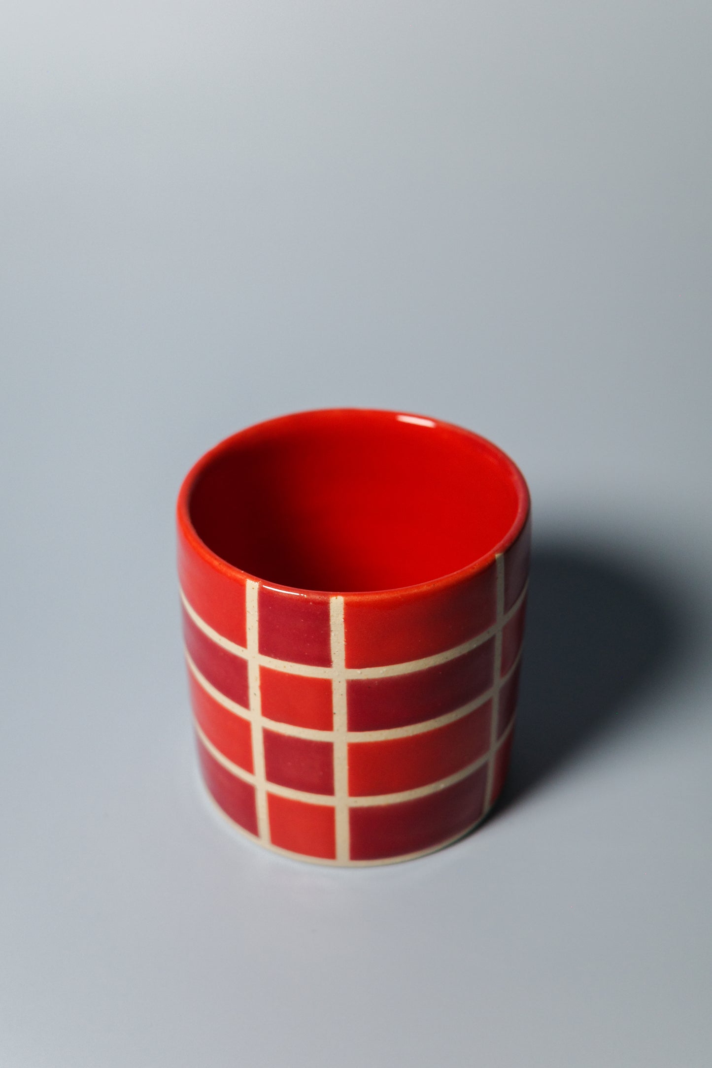 Flat Cup (Two Tone Crimson)