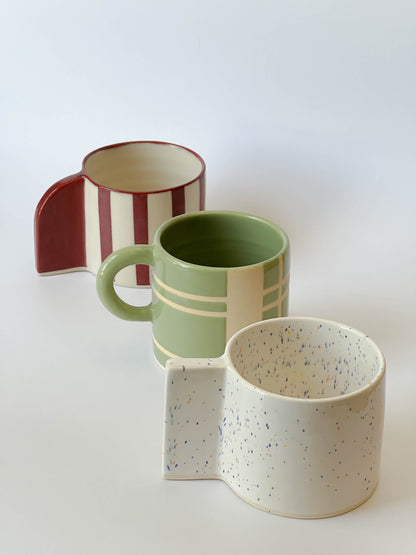 mug (speckled white)