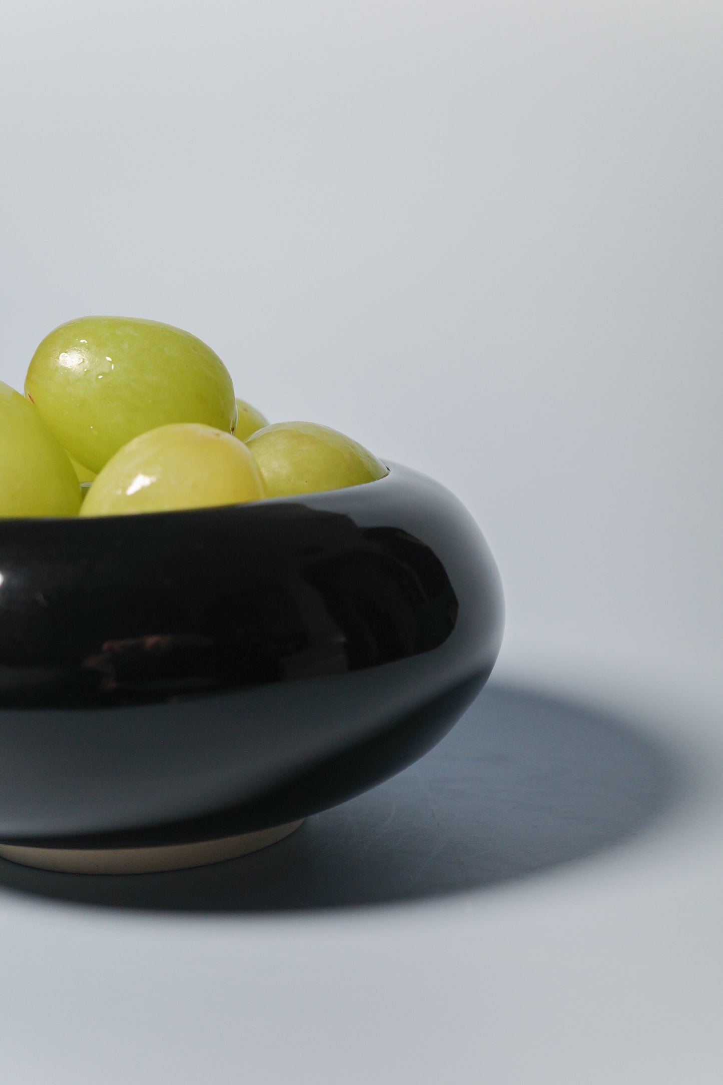 Round Bowl (Onyx)
