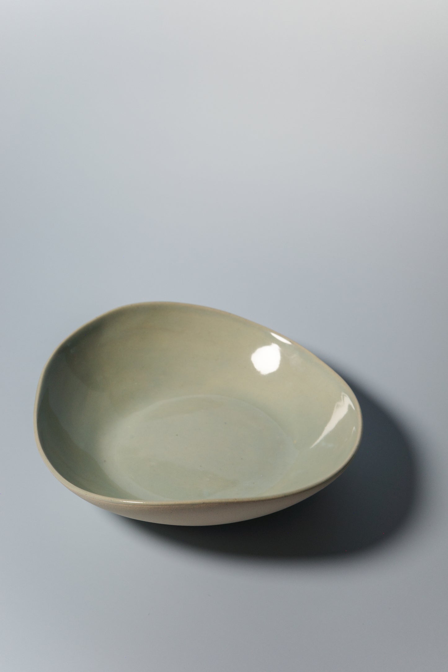 Medium Handbuilt Plate (Seafoam)