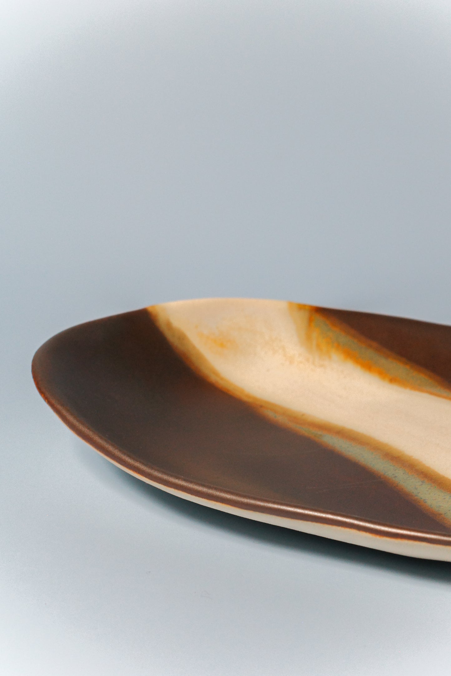 Medium Handbuilt Plate (Mocha Ivory)
