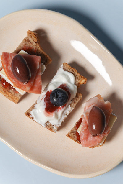 Medium Handbuilt Plate (Sunlit Cream)