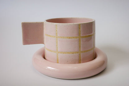 mug (blush checkered)