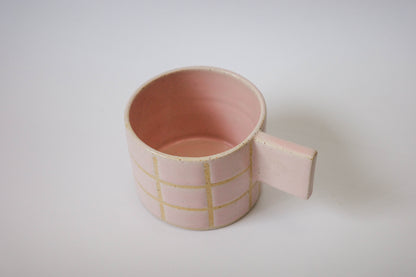 mug (blush checkered)