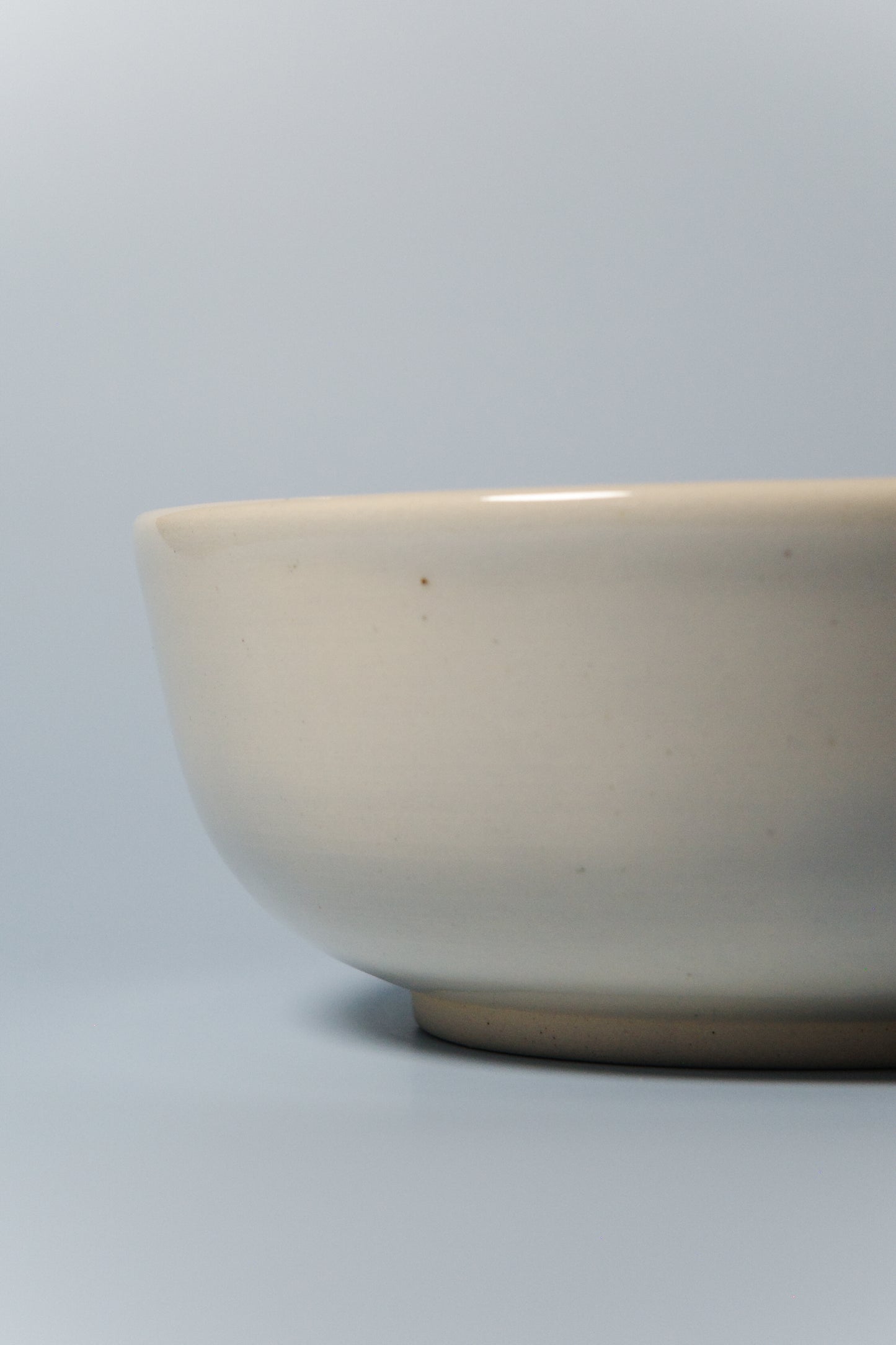 Medium Bowl (Pale Blue)